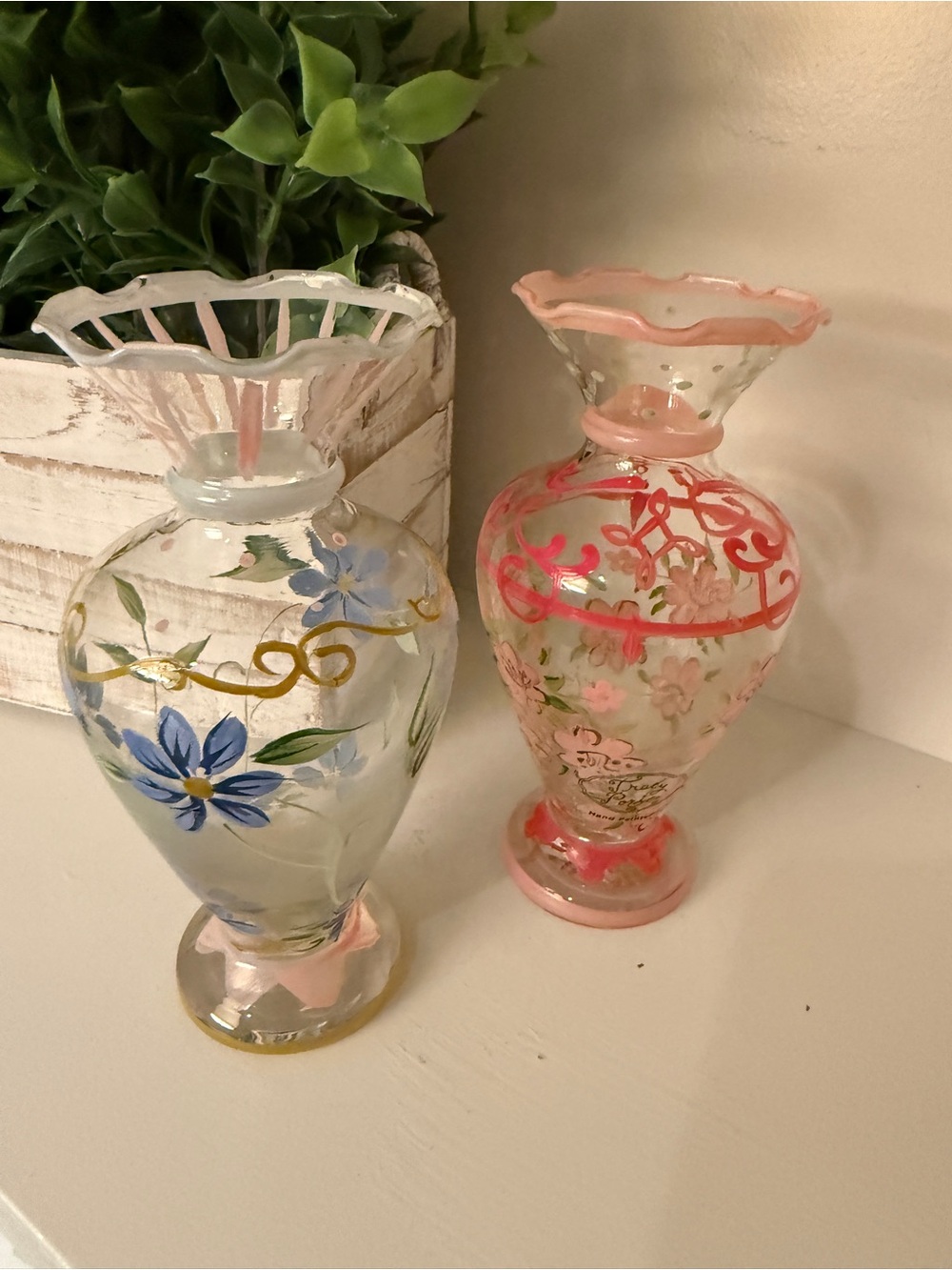 Vintage Tracy Porter Hand Painted Floral Glass Vases Ruffled Rim Set of 2